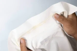 Cómo limpiar manchas amarillas en ropa blanca fácilmente